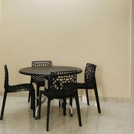 Radharani Apartment Calcuta Exterior foto